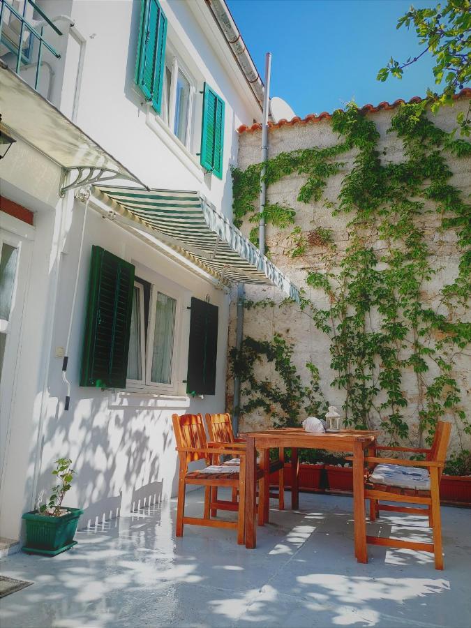 Holiday Home Murter Center Εξωτερικό φωτογραφία