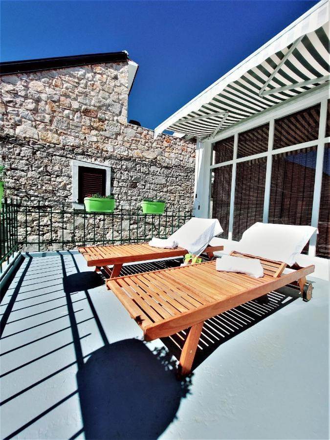 Holiday Home Murter Center Εξωτερικό φωτογραφία
