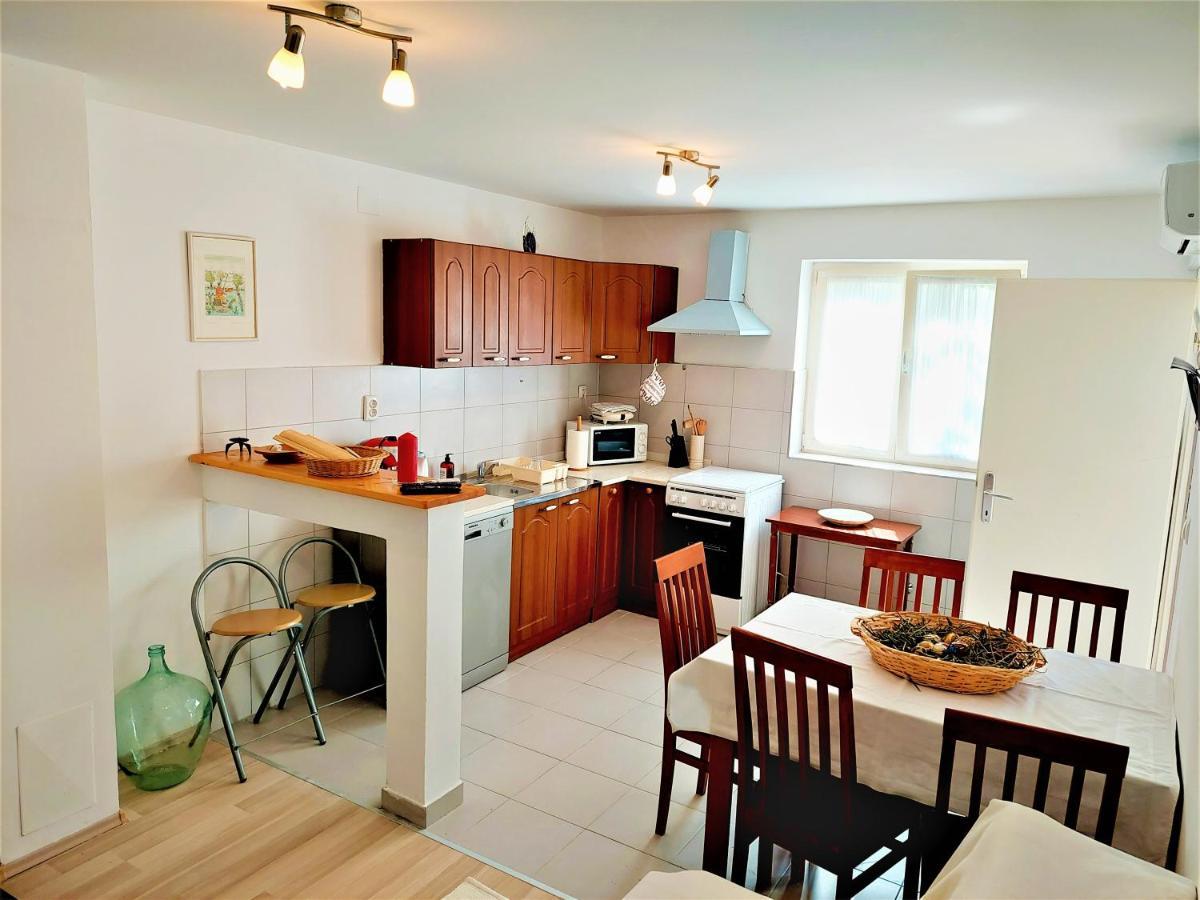 Holiday Home Murter Center Εξωτερικό φωτογραφία